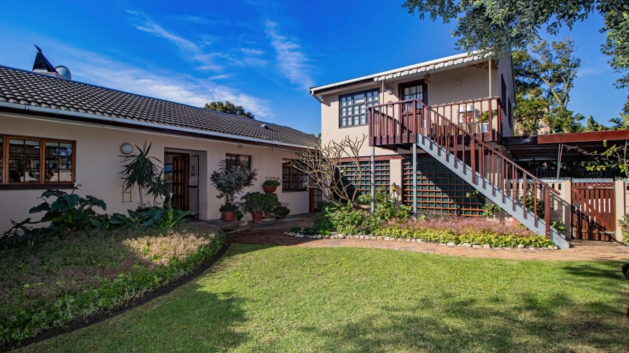 4 Bedroom Property for Sale in Table View Western Cape